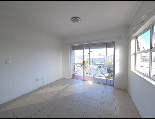 2 BEDROOM APARTMENT FOR SALE IN DE LA HAYE